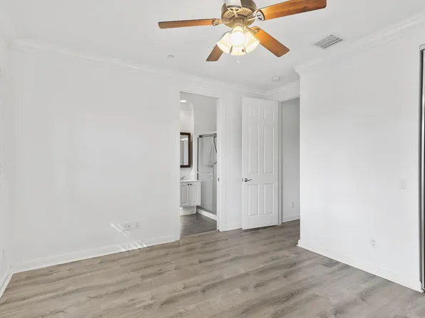3247 E Community Drive, Jupiter, FL 33458