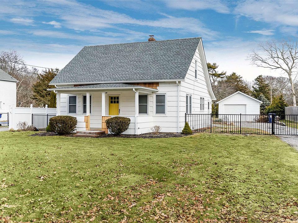 1st image of 26 Hazelwood Ave