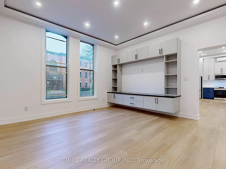 71 Gloucester St — Photo 8