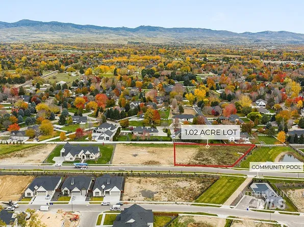 946 N Delehaye Ave Lot 5/2, Eagle, ID 83616