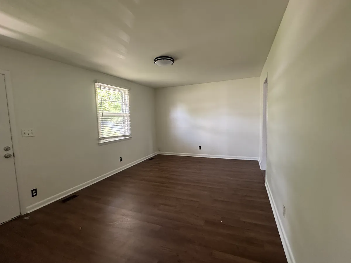 Building Photo - 1710 Gardner Dr