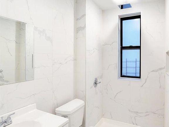 4th image of 619 W 140th St APT 4D