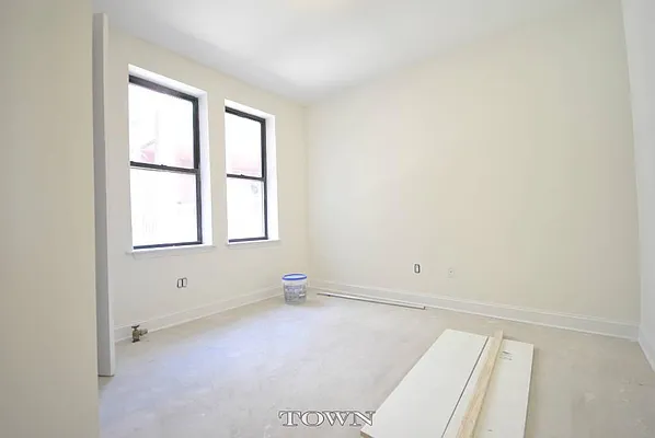 Rented by Town Residential | media 3