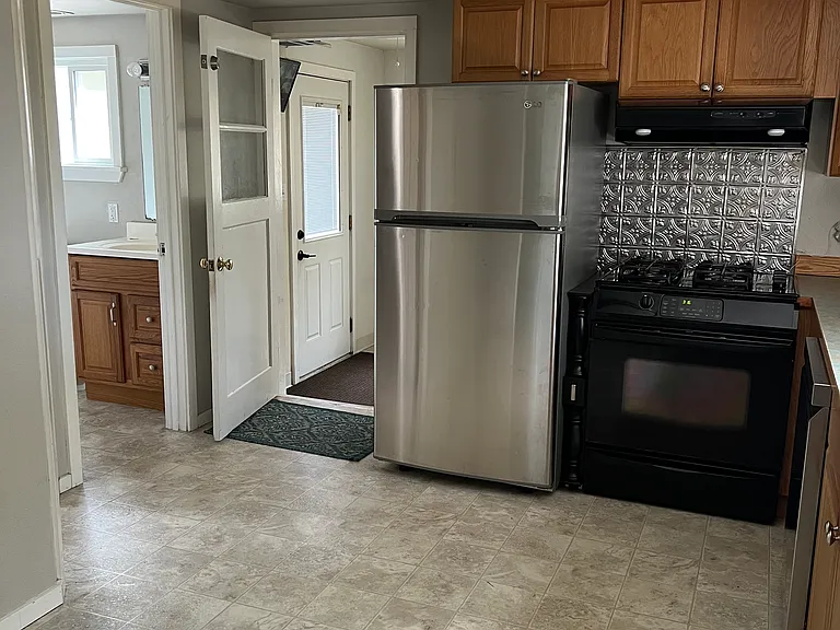 10955 SE 164th St — Photo 22