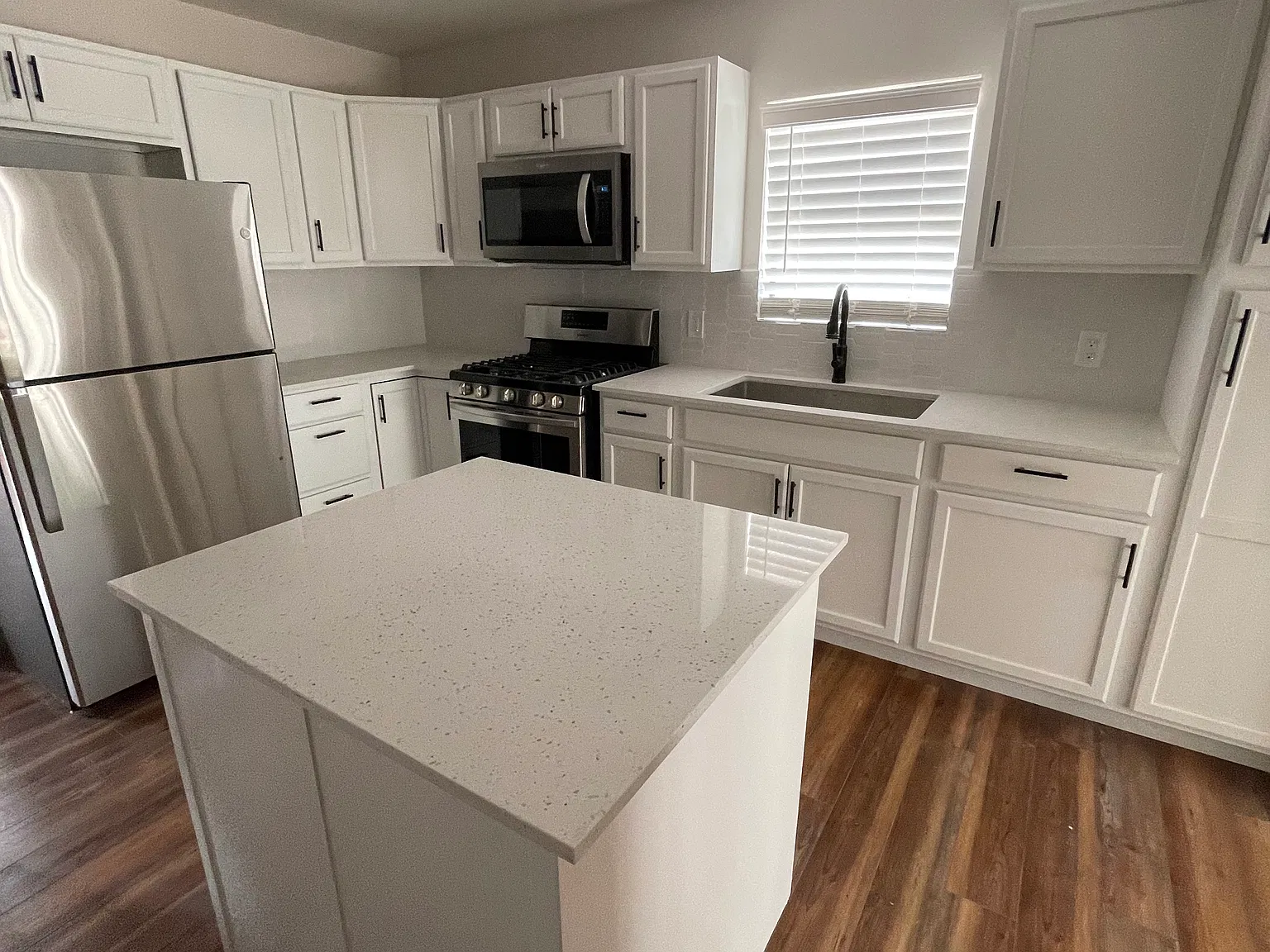 3 bed, 1548 sqft, $2,000 — Photo 1