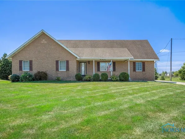 4034 Brown Rd, Oregon, OH 43616