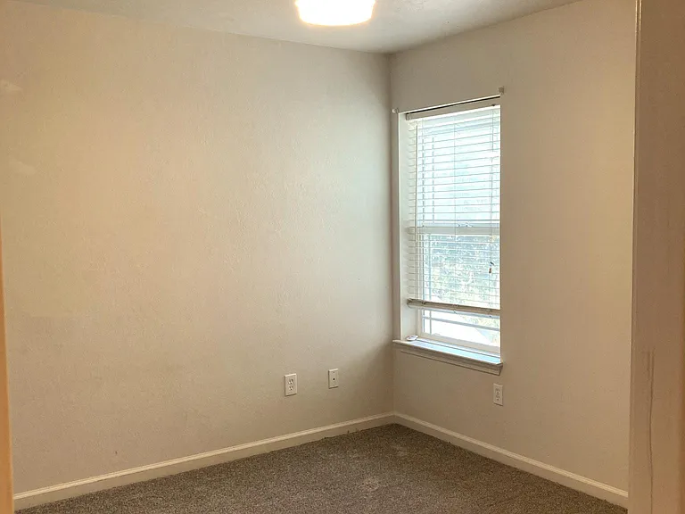 1245 Hartley St — Photo 14