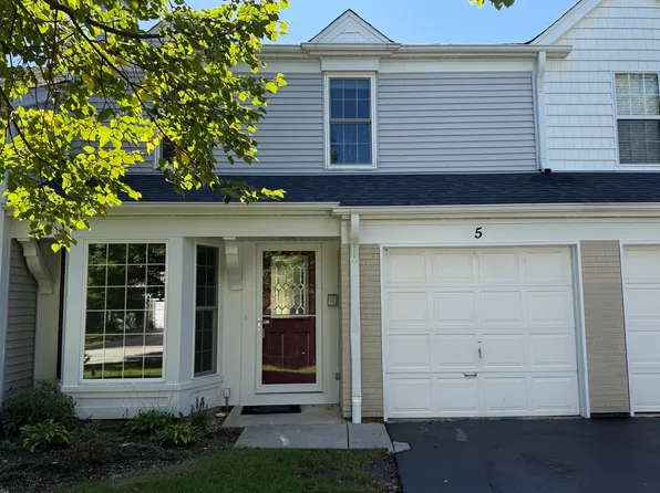 5 Marion Ln, Streamwood, IL 60107