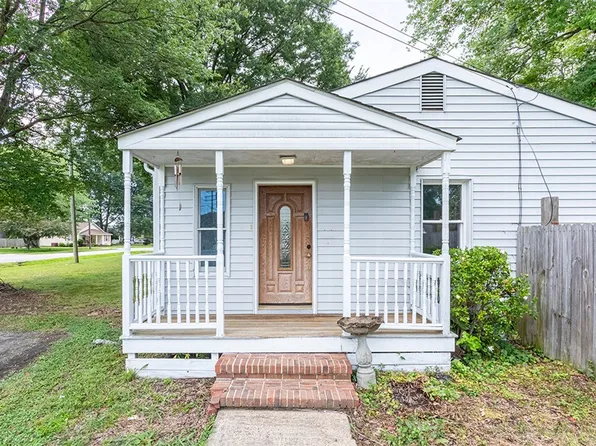 795 Old Oyster Point Rd, Newport News, VA 23602