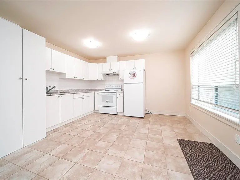 4219 Winnifred St #2 — Photo 3