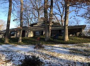 572 Ravine Dr, Valparaiso, IN 46385