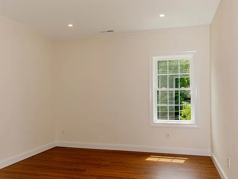 150 State Rd E #3 — Photo 30