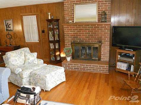 Bradley's house 001