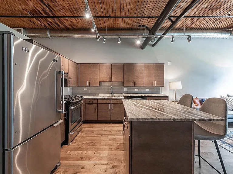 Lofts At River East — Photo 55