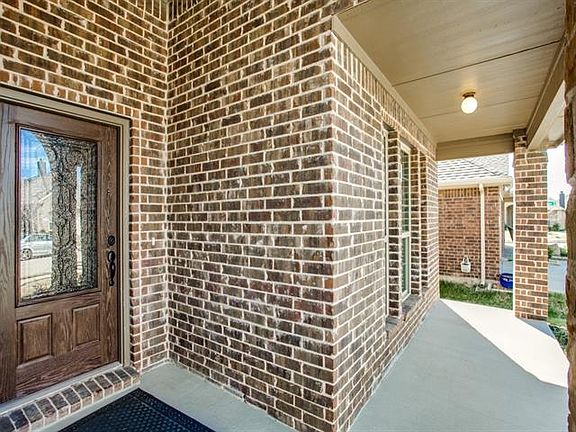 3rd image of 10121 Horseshoe Ln