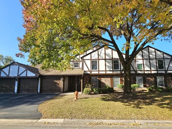 43 Glencoe Ct APT 202-B, Naperville, IL 60565