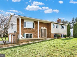 45 Utz Dr, Hanover, PA 17331