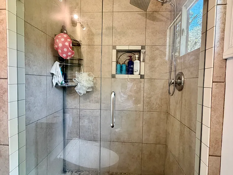 1824 Tamworth Dr — Photo 26