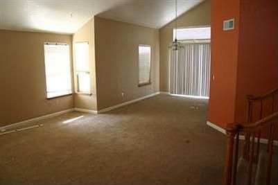 3rd image of 1025 Meadow Lark Ln