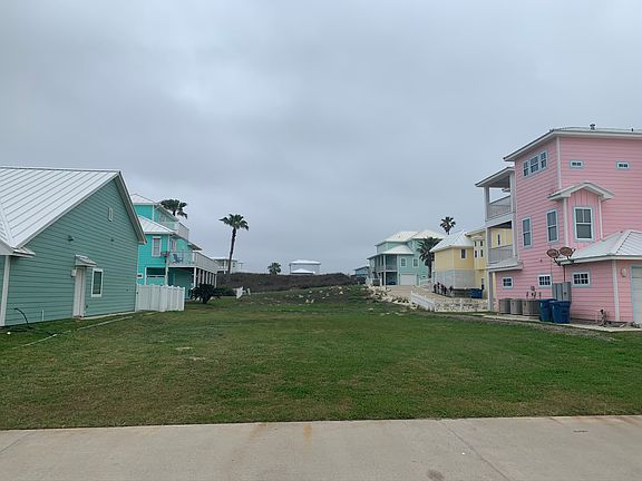 2nd image of 243 Mustang Royale Blvd