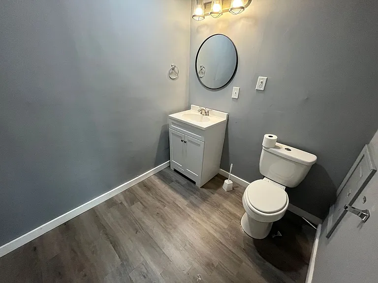 1512 Main St — Photo 5