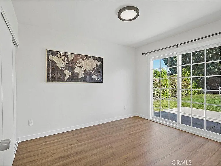 16757 Ludlow St — Photo 13