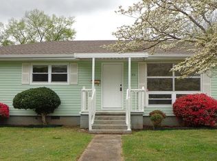 819 Giles Dr NE, Huntsville, AL 35801
