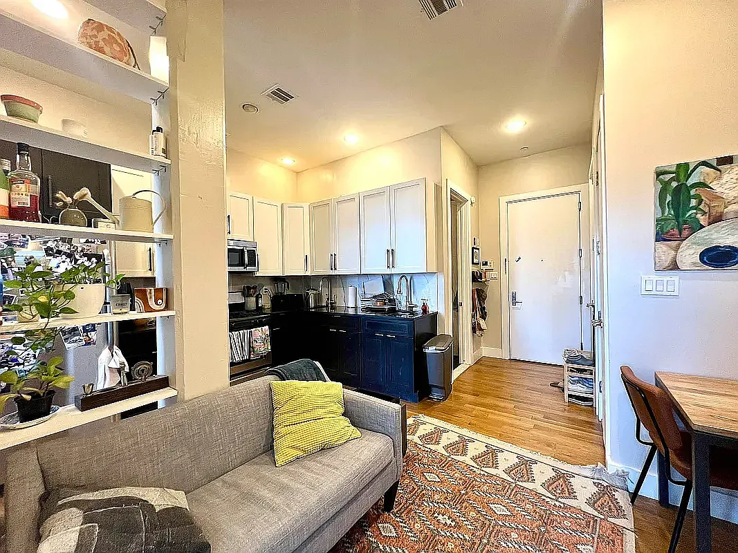 53 South 11th Street — Photo 2