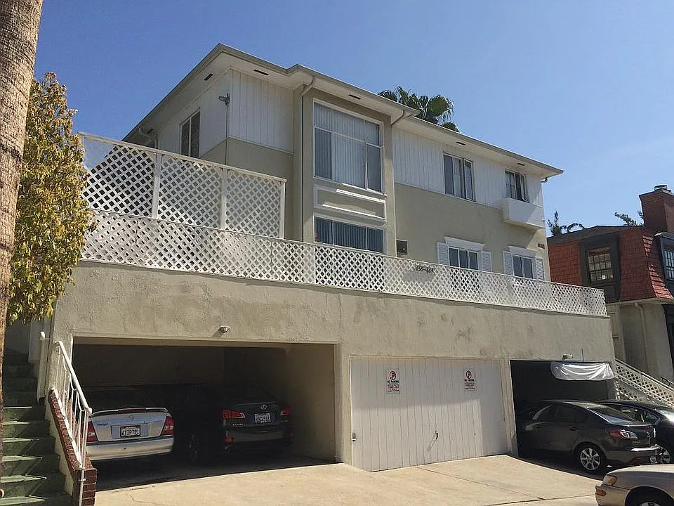 658 Midvale Ave #660