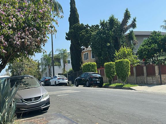 5th image of 4711 W 18th St