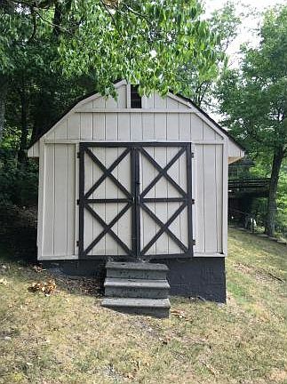 4th image of 801 Terrace Lake Dr