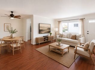 216 S Gale Dr APT E, Beverly Hills, CA 90211