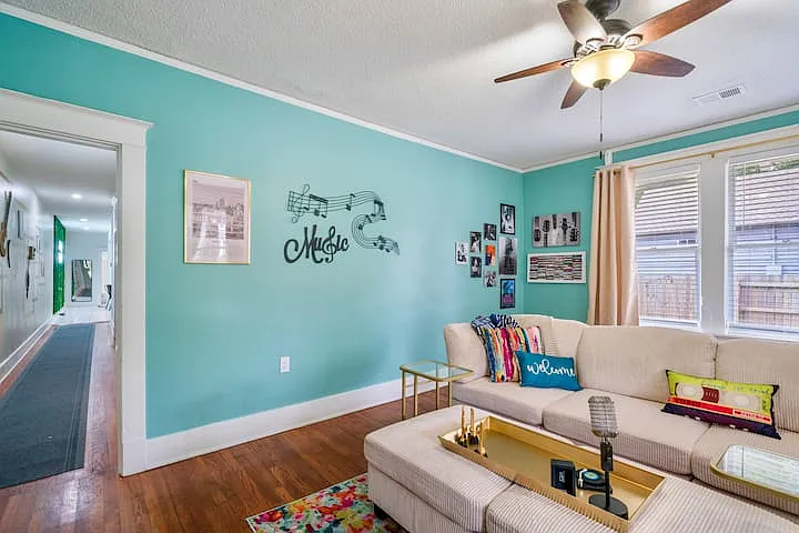3 bed, 1400 sqft, $1,750 — Photo 3