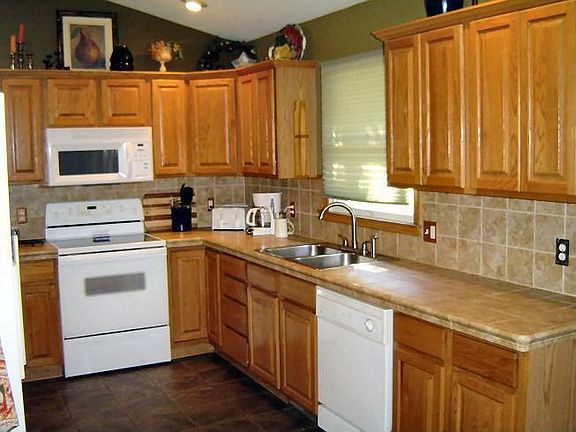 5th image of 13581 E Park Ct