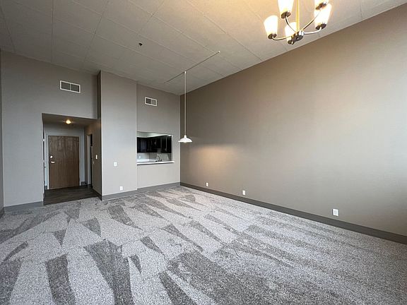 2nd image of 500 Maine St #504