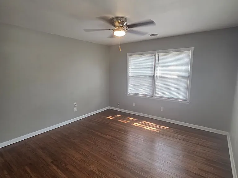 2416 W Rita St — Photo 3