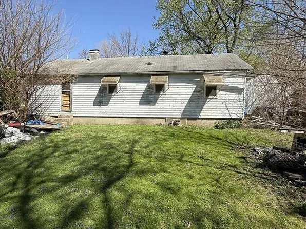 7276 N Green Meadows Ests, Fairland, IN 46126