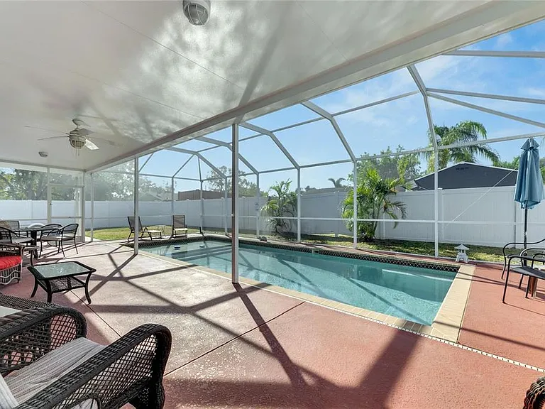 412 Flamingo Dr — Photo 41