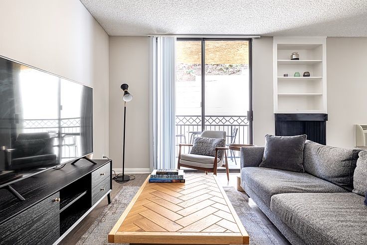 1st image of 10626 Holman 1b Westwood #3
