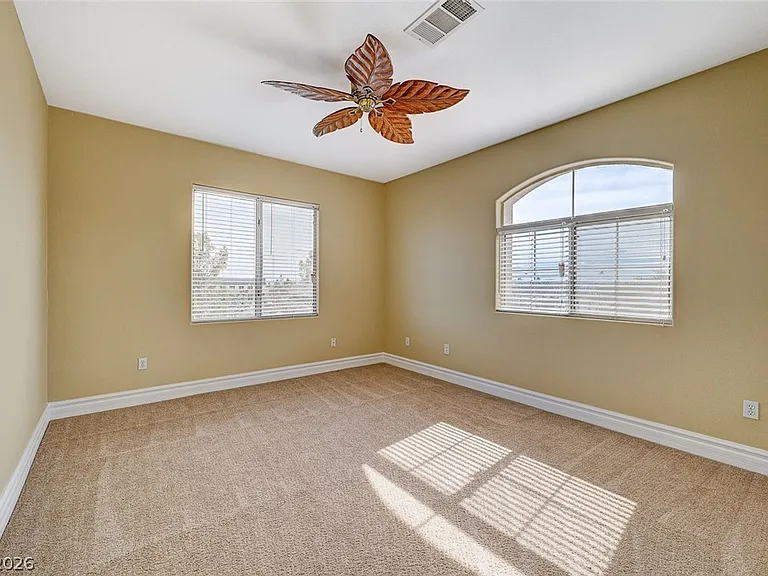 9462 Castillana Ct — Photo 27