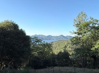 18225 Skyline Dr, Lakehead, CA 96051