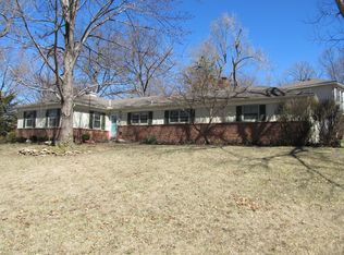 6018 W 101st Pl, Overland Park, KS 66207