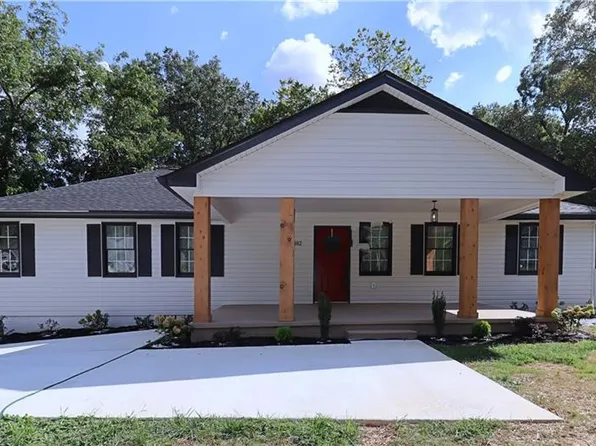382 McArthur Dr, Marietta, GA 30060