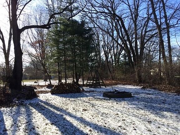 4th image of 5384 Lawnwood Dr