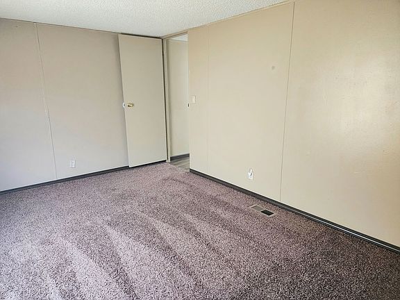 3rd image of 1310 N Avenue J