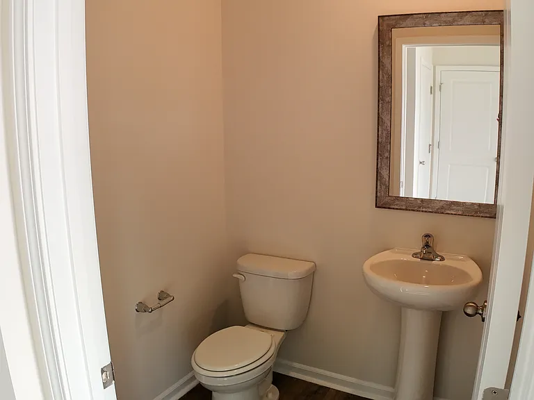 969 Pineland Dr — Photo 7