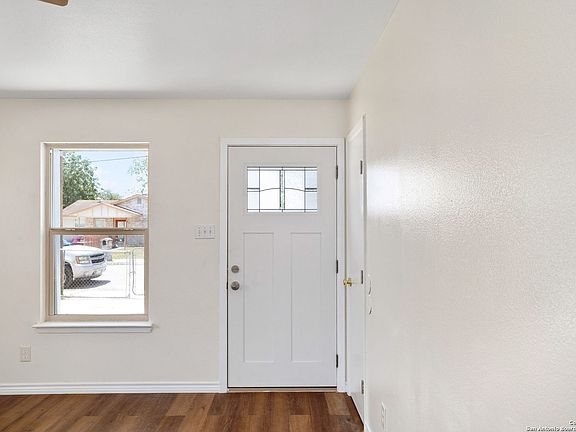 5th image of 6721 PARO PL