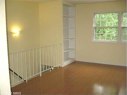 3rd image of 4982 Landover Ct