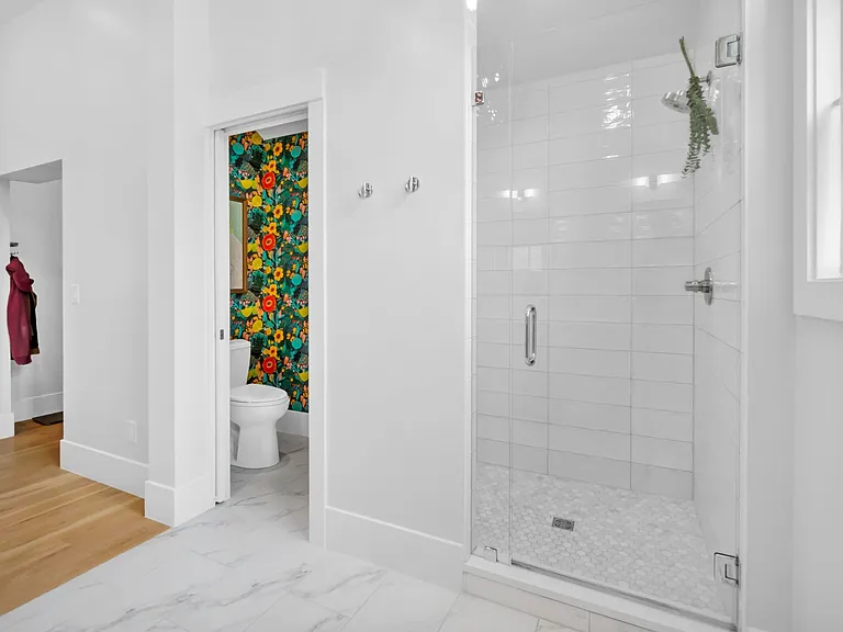4540 W 31st Ave — Photo 16