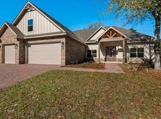 1437 E Shores Blvd, Gulf Breeze, FL 32563